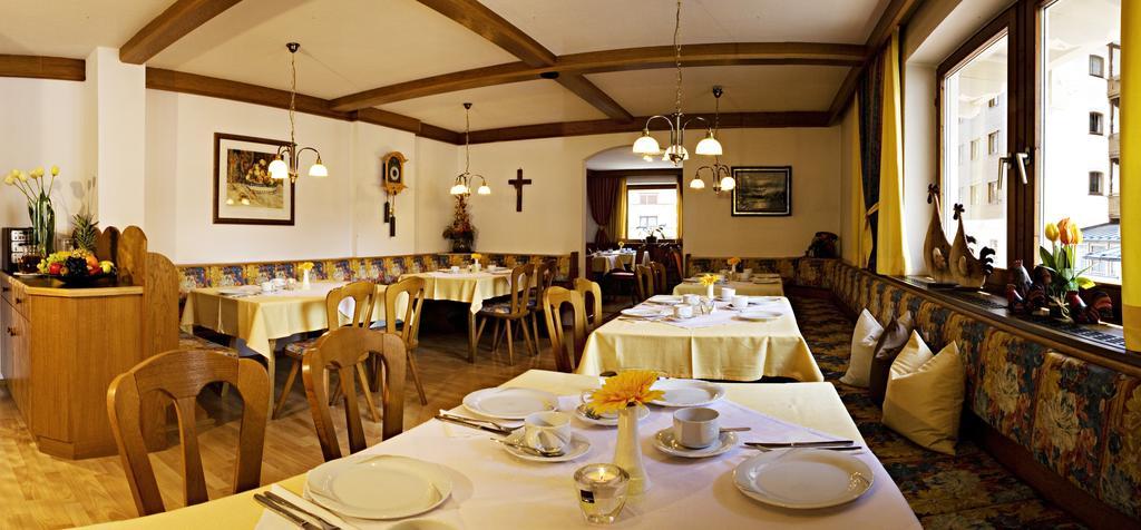 Apart Hotel Garni Strasser Zell am Ziller Exterior foto