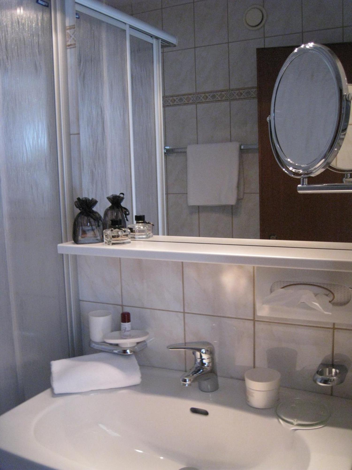 Apart Hotel Garni Strasser Zell am Ziller Exterior foto