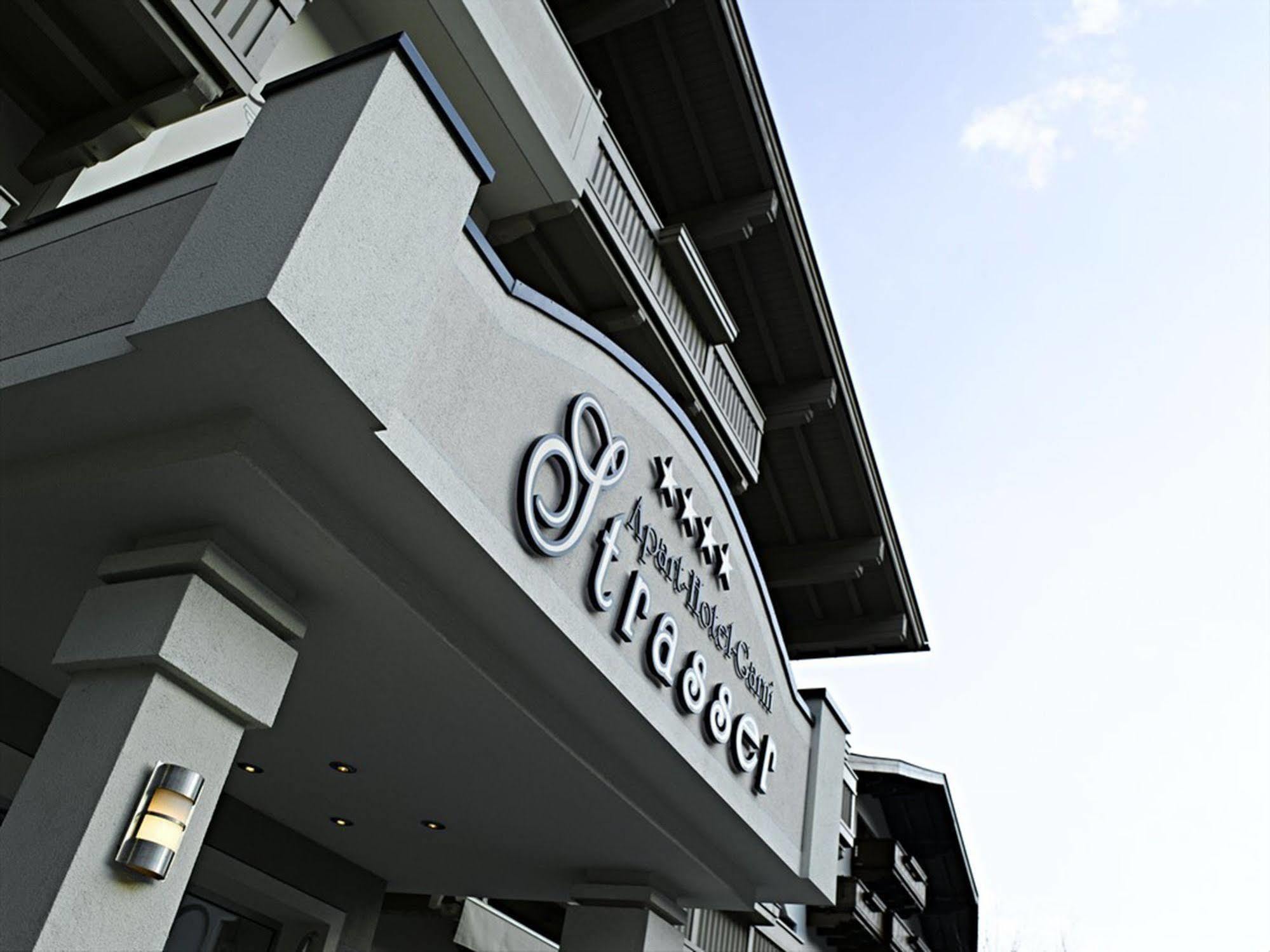 Apart Hotel Garni Strasser Zell am Ziller Exterior foto