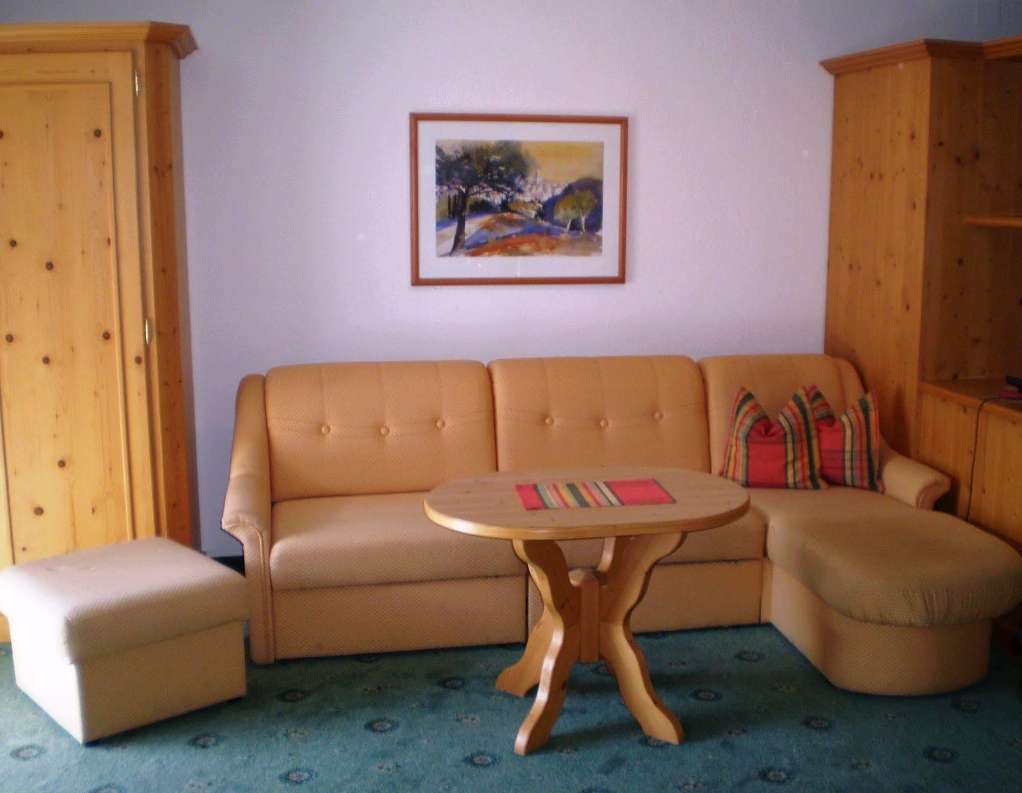 Apart Hotel Garni Strasser Zell am Ziller Exterior foto